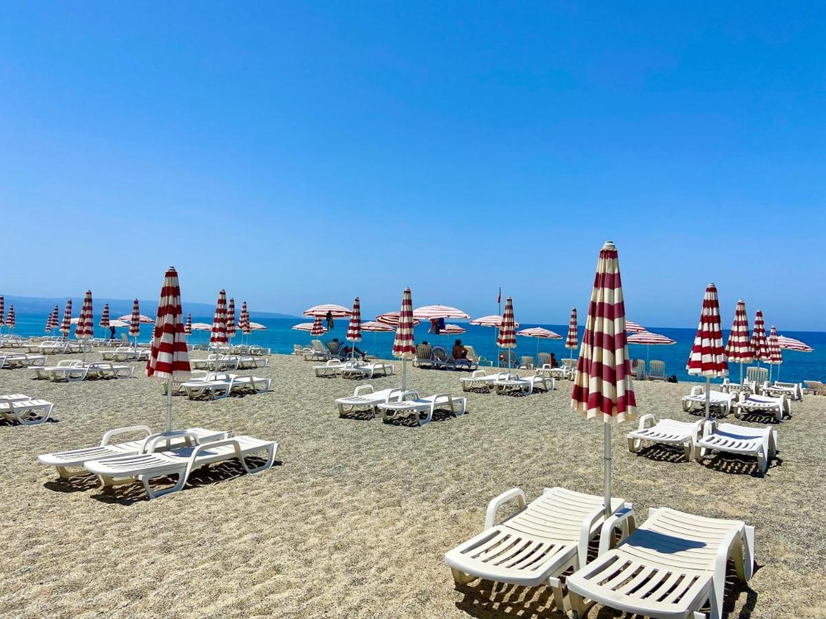 Pizzo Beach Club Daire Dış mekan fotoğraf